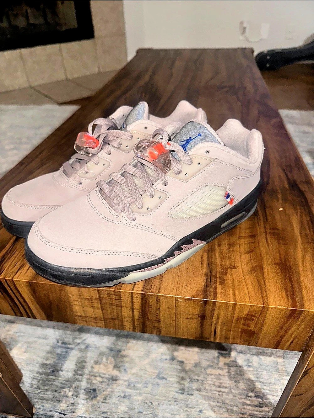 Jordan Air Jordan 5 Retro Low PSG 'Particle Grey' Retro Low PSG Pink & Black